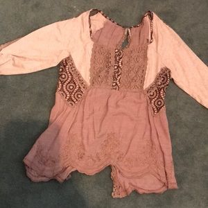 3/4 sleeve, buckle top